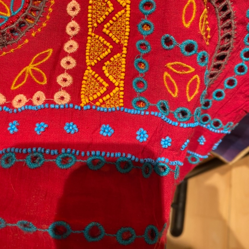 Red cotton crop top with bead work - Picture 8 of 13